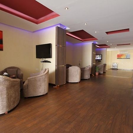 Raoum Inn Arar Ngoại thất bức ảnh