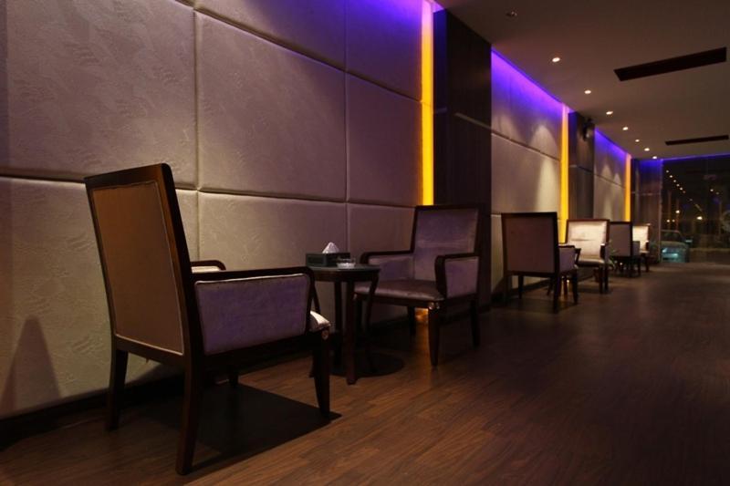 Raoum Inn Arar Ngoại thất bức ảnh