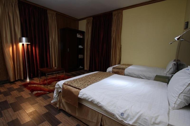 Raoum Inn Arar Ngoại thất bức ảnh