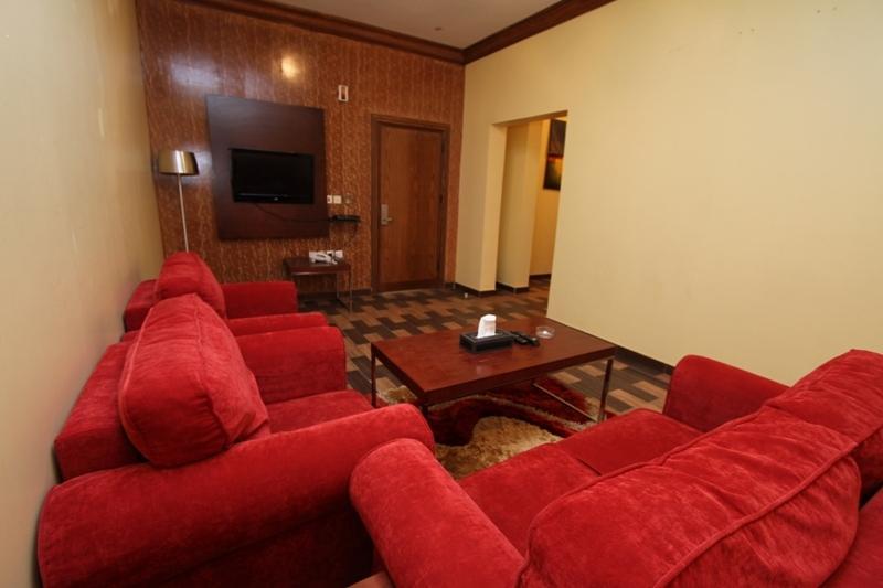 Raoum Inn Arar Ngoại thất bức ảnh