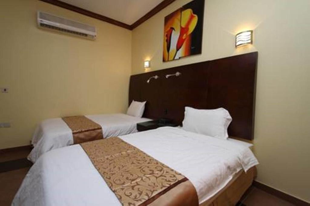 Raoum Inn Arar Ngoại thất bức ảnh